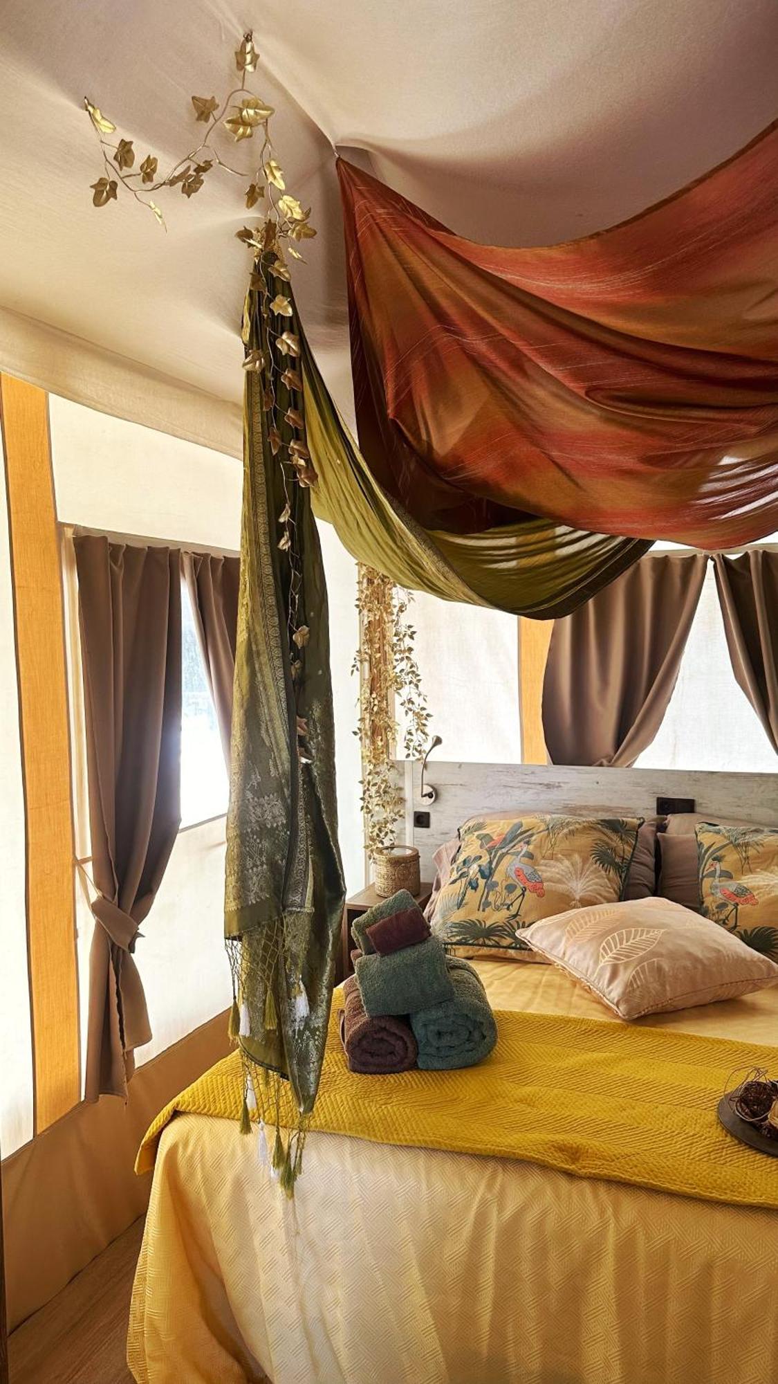 Ciriga Sicily Glamping Resort Санта-Мария-дель-Фокалло Экстерьер фото