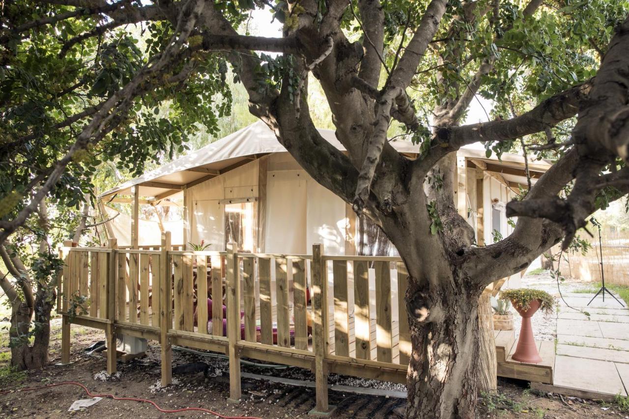 Ciriga Sicily Glamping Resort Санта-Мария-дель-Фокалло Экстерьер фото